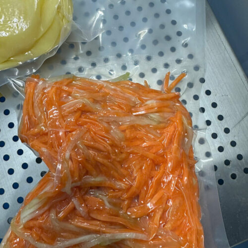 Cà rốt cắt sợi xào – đóng bịch hút chân không